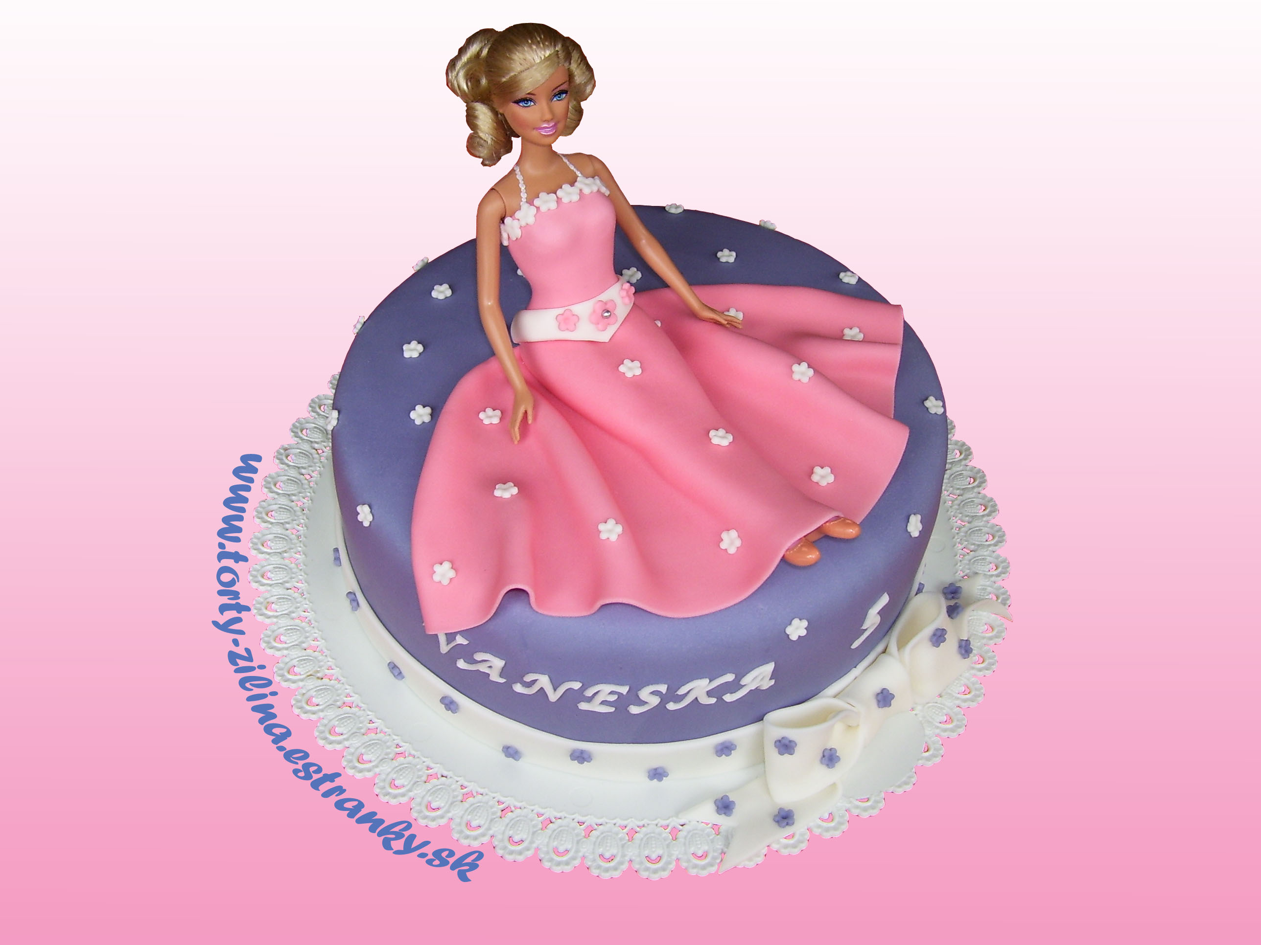 Torta s Barbie.